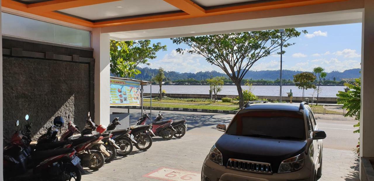 River View Hotel Tanjung Selor Bagian luar foto